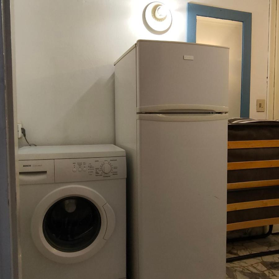 Anto Aircon Studio Monolocale A 15 Min Dal Centro 米兰 外观 照片